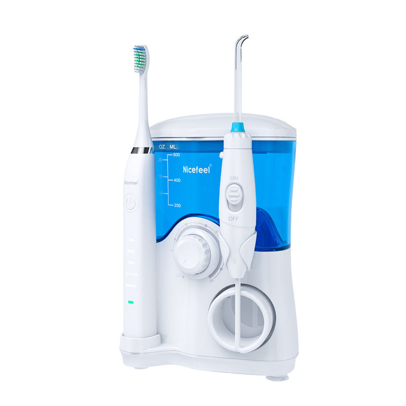 치아 과민한 사람들을 위한 360도 회전하는 ISO 개인 관리 구두 Irrigator