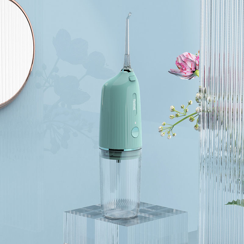 FC3920 스타일 130ml IPX7 휴대용 구강 세정기 스파